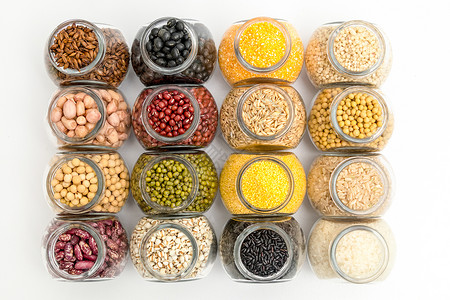 健康主题材料腊八粥粗粮材料组合豆子和粥原料背景