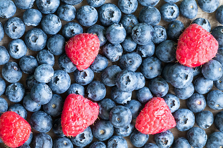 铺满水果铺满的蓝莓树莓背景