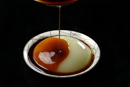 中国蜂蜜乳中国传统食品之凉糕背景