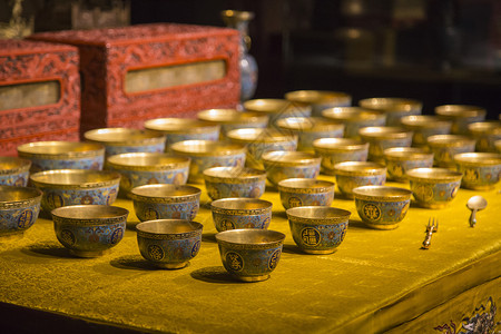 清朝时期的皇宫宝藏背景