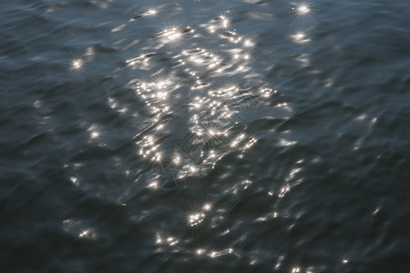 杭州西湖湖水光线图片