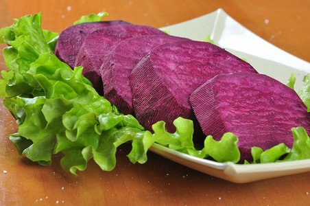 紫薯紫薯味粗粮糕高清图片