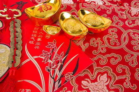 红色喜庆龙年福袋铜钱喜庆氛围春节装扮饰品背景