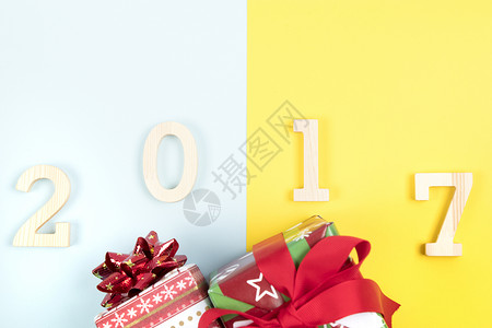 红色简约龙年包装礼盒2017数字 礼物组合背景