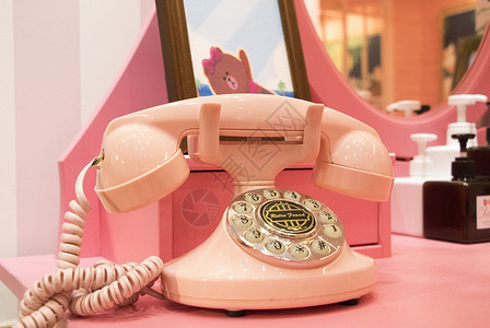 粉色小清新拨号电话背景图片