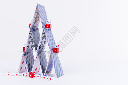 三角形叠加团队创意扑克骰子搭建拍摄背景