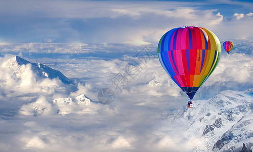 飞到天空中飞到云上的热气球设计图片