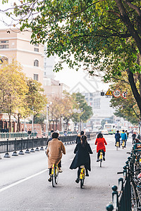 街边道路路边人物环境背景