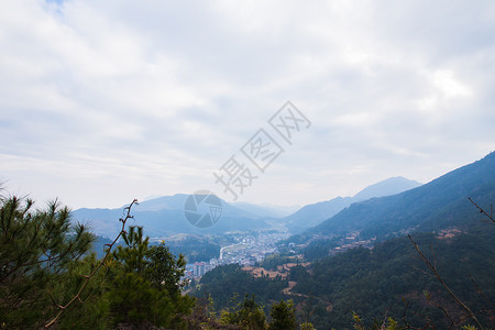 水墨房屋大气山脉田园乡村风光背景