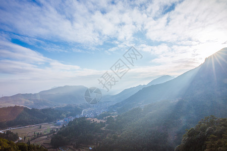 大气山脉田园乡村风光背景图片