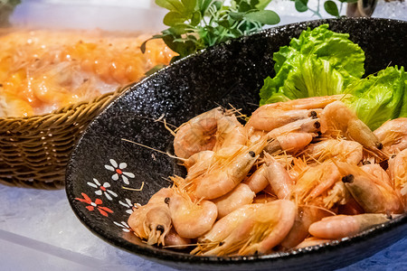 海鲜自助餐凉拌长脚蟹高清图片