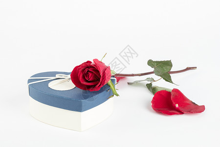 蓝色表白素材节日礼盒爱情玫瑰花背景