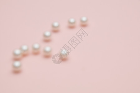 珍珠粉色留白背景背景图片