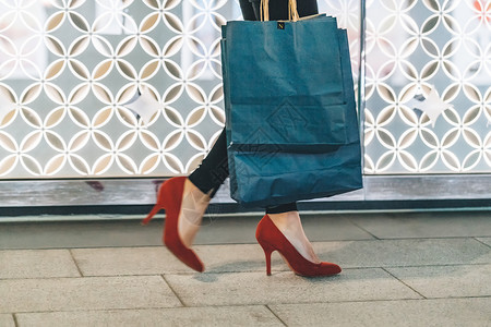 奢侈橱窗女性购物逛街拍摄背景
