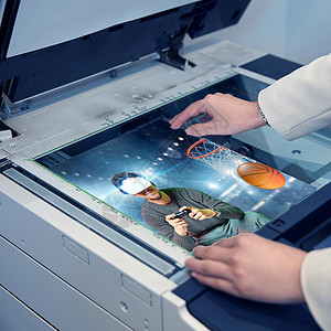 人工操作打印机设计图片