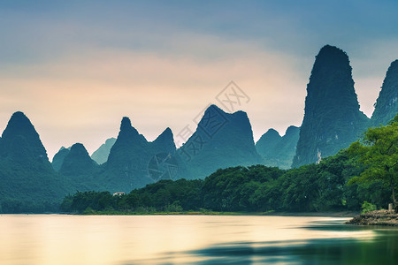 桂林山水美如画背景图片