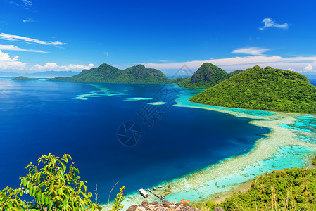 蜜月海岛蓝天白云海岛风光背景