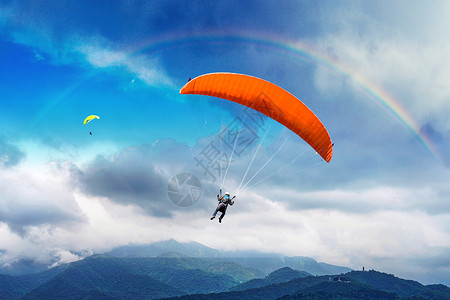 找彩虹的降落伞高清图片