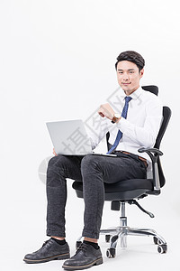 产品底图商务人男士操作笔记本电脑背景
