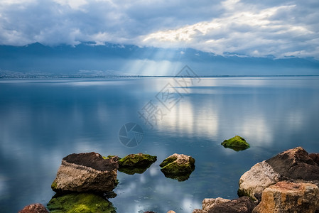 洱海休闲漫步背景图片