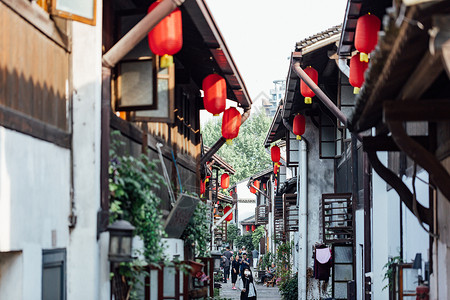 杭州河道阳光下的杭州小河直街背景