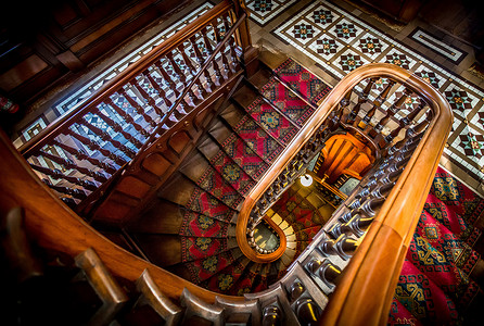 拉纳克城堡室内旋转楼梯高清图片