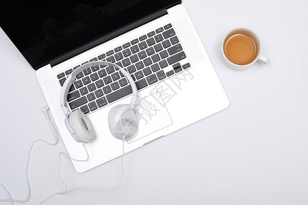 耳机咖啡创意设计桌面办公环境背景