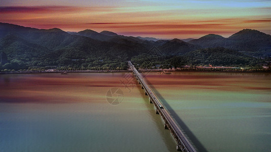 江与人夕阳下的大桥背景背景
