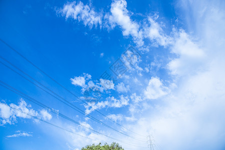 电力负荷素材清新自然山上电塔蓝天白云背景背景
