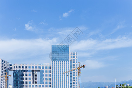 工地围挡素材蓝天白云现代城市建筑素材背景
