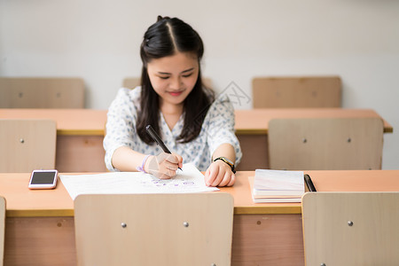 学校学习毕业考试图片