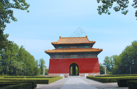 天空马路明十三陵的一角天空背景