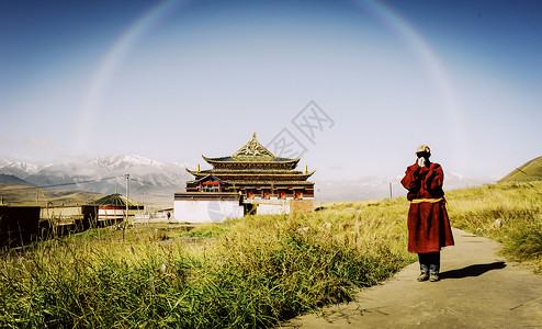 彩虹建筑阿柔大寺的彩虹背景