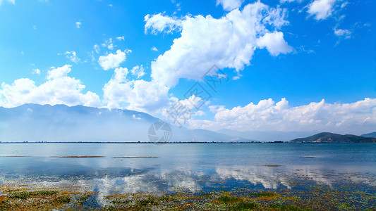 水草造景苍山洱海碧水蓝天白云之镜界背景