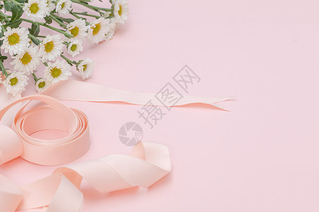 小清新花束元素粉色雏菊丝带背景元素留白背景