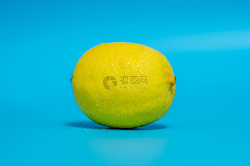 夏日水果-清爽的柠檬图片