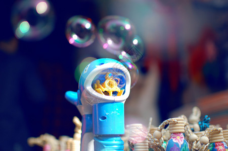 吹泡泡机彩色小泡泡背景