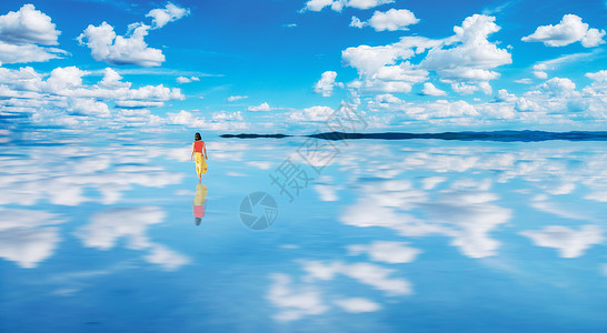 天空之境蓝天湖泊高清图片