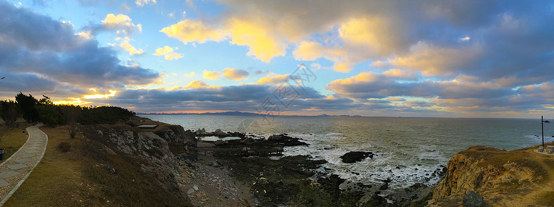 夕阳养马岛背景