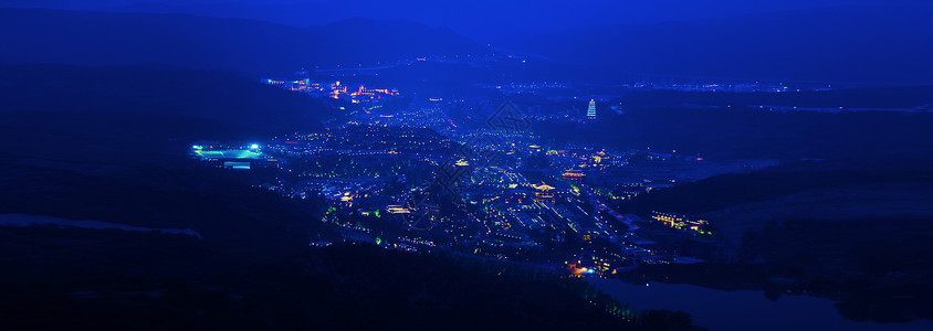 酒店全景图古镇夜景全景图背景