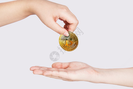 一枚心形奖牌金融交易设计图片