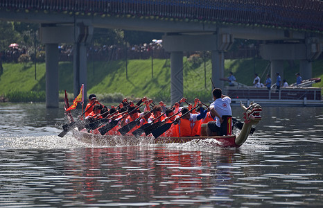 水上挑战夏令营背景