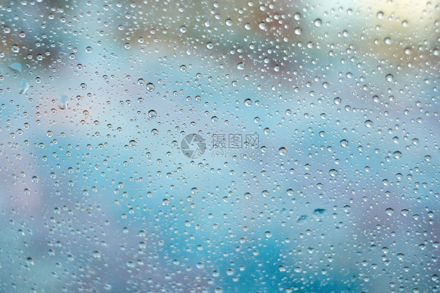 玻璃雨水滴背景图片