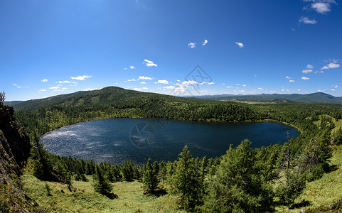 驼峰岭天池自然北方山高清图片