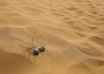 印迹酷热沙漠墨镜背景