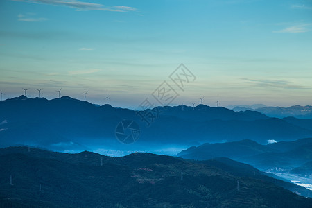 宁波宁海杜鹃山清晨日出风光背景