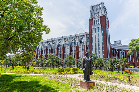 上海华东政法大学教学楼背景图片