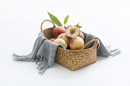 健康篮篮子中的桃子背景