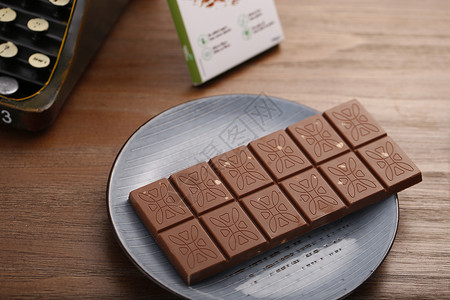 巧克力巧克力糖融化高清图片