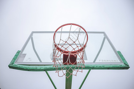 篮球架操场栏板高清图片
